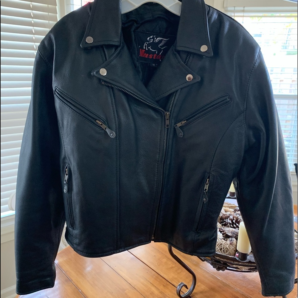 Ladies Genuine Leather Jacket